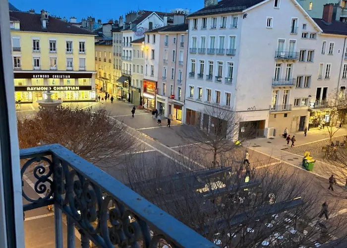 Le Grenette Downtown Apartment